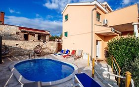 Splendid Holiday Home In Jasenice